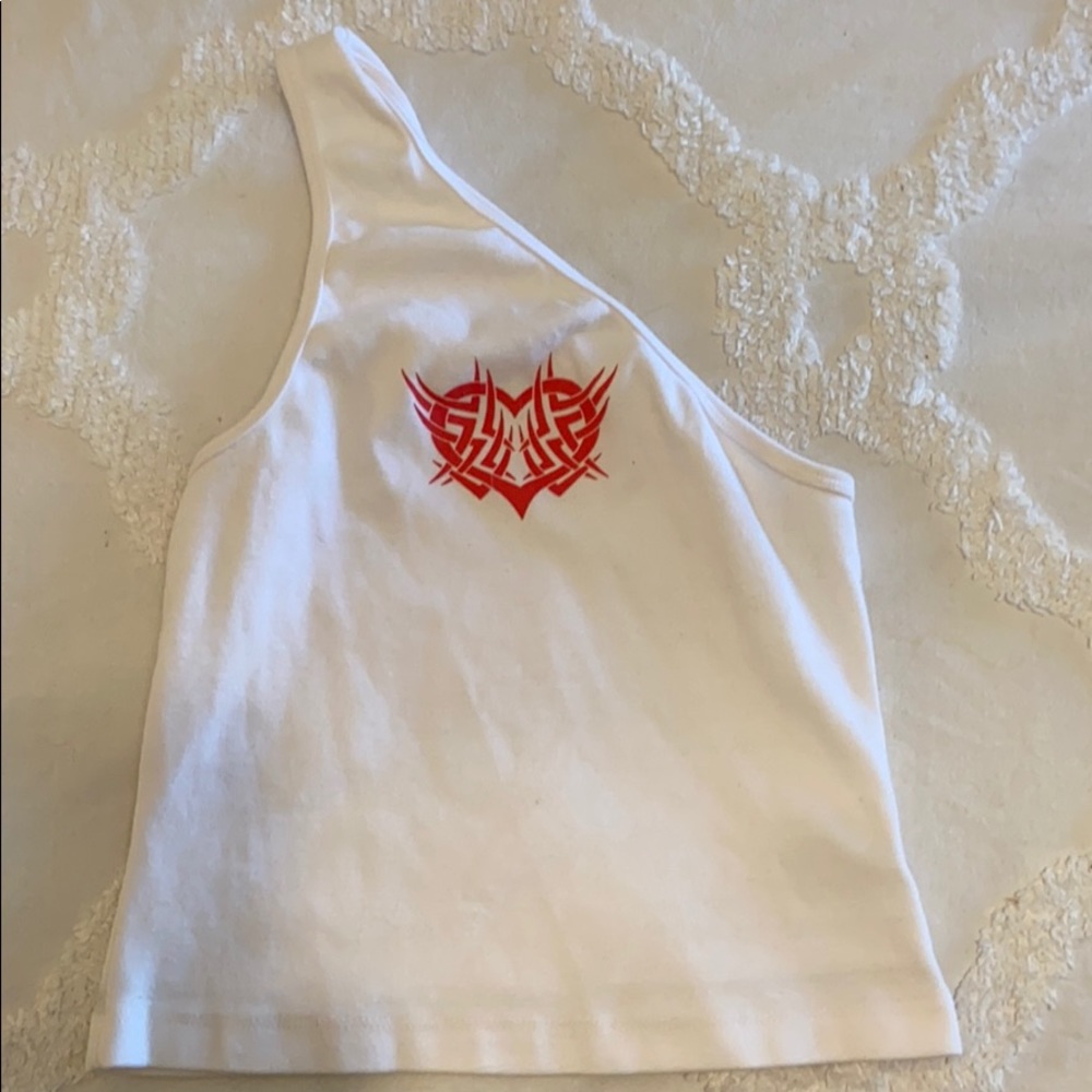One shoulder graphic shirt urban outfitters